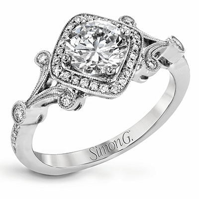 TR656 WHITE PLAT SEMI