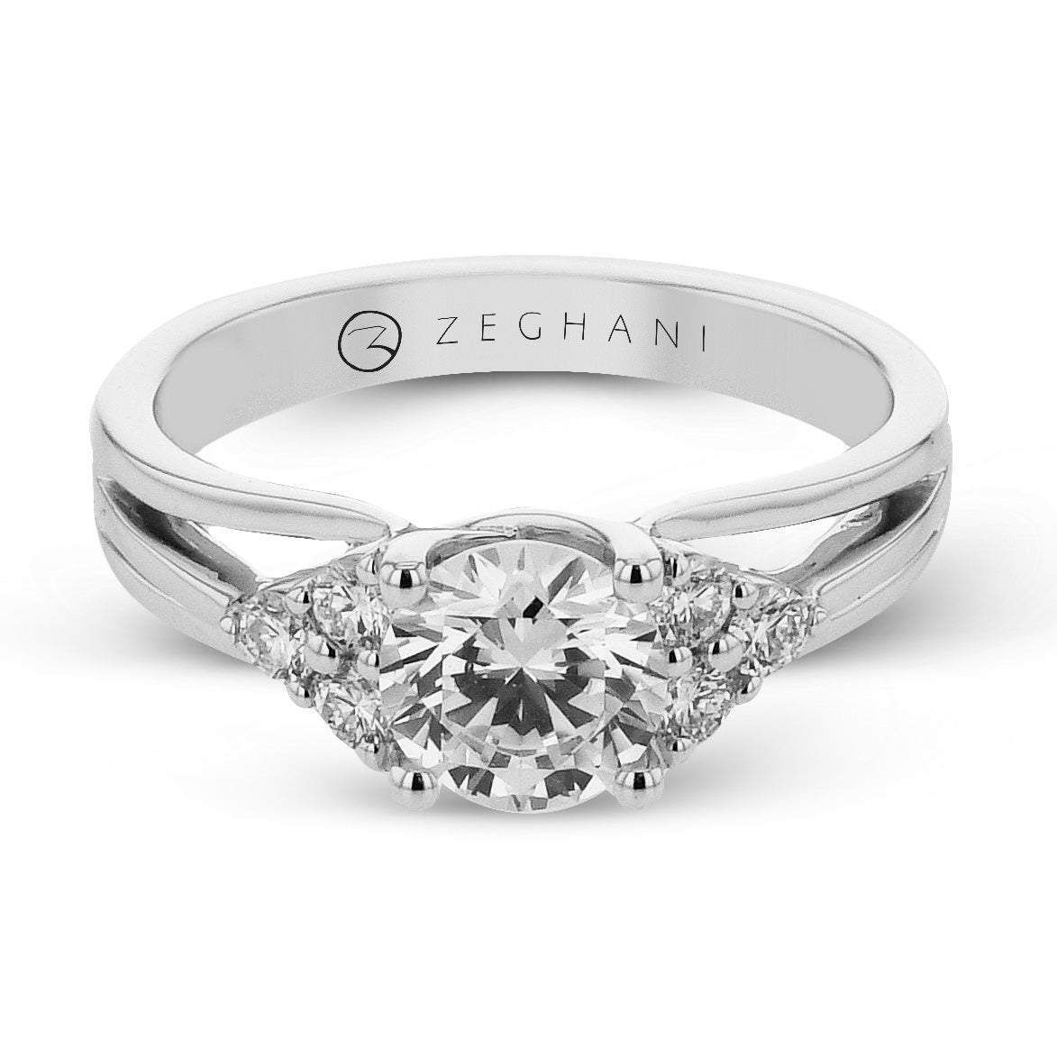 Engagement Ring in 14k Gold with Diamonds