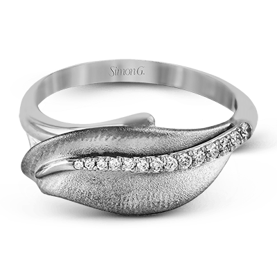 Fallen Leaves Right Hand Ring DR246