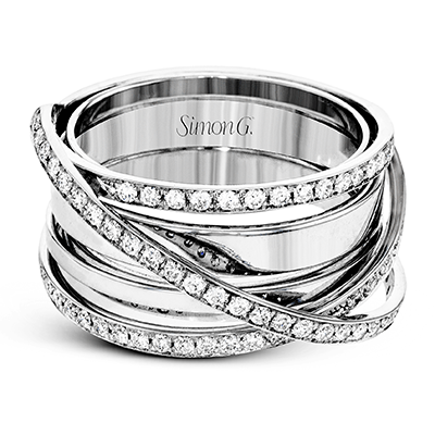 Clio Right Hand Ring LR1107
