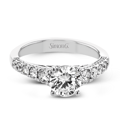 Elegant Filigree Diamond Engagement Ring in Neo Style