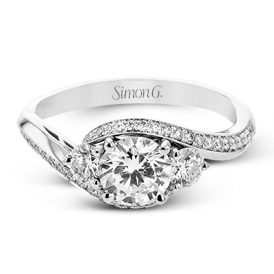 Vintage Oval Diamond Engagement Ring in 18K White Gold