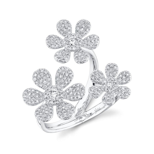 0.62CT DIAMOND FLOWER RING