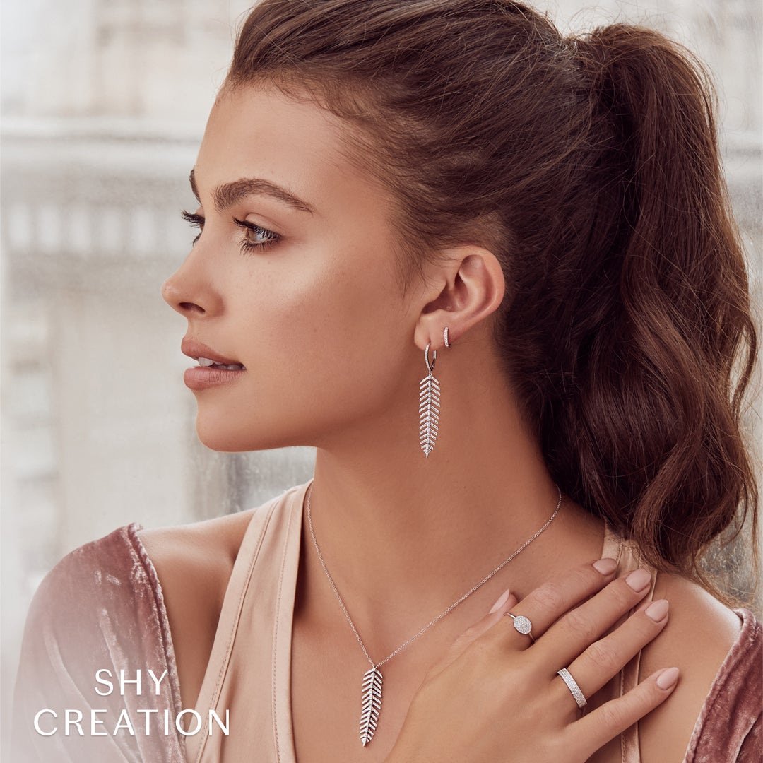Shy Creation Hoop Earrings Diamond Accents 14K White Gold SC22003982V3